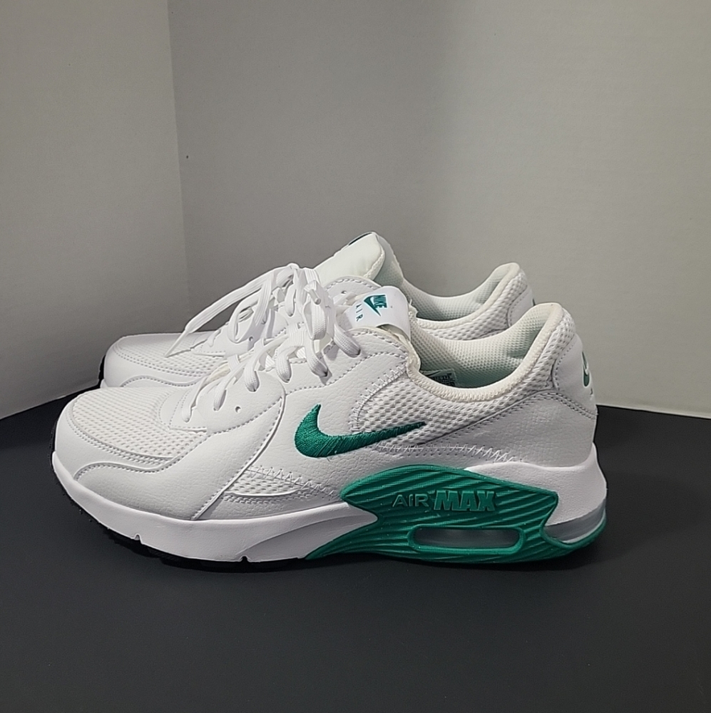 Nike air max  women's 10 green white